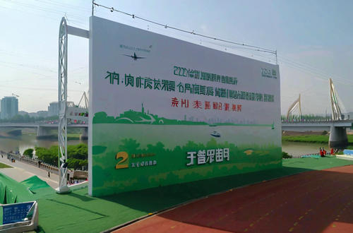 搭建鄭州木質(zhì)背景板選擇合適的固定方式增強(qiáng)框架穩(wěn)定性？