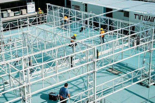 鄭州搭建一個產(chǎn)品推介會桁架的費(fèi)用一般包含哪些方面?